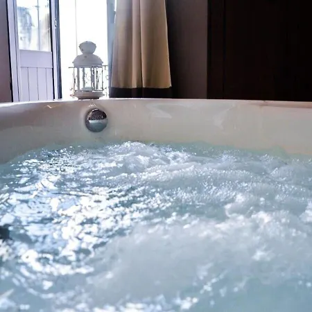 Wineexperience- Wine&jacuzzi 아파트 *