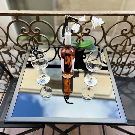 Wineexperience- Wine&jacuzzi شقة *