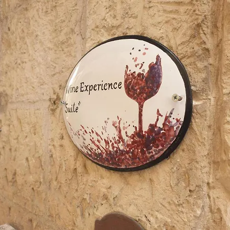 Wineexperience- Wine&jacuzzi Апартаменты *