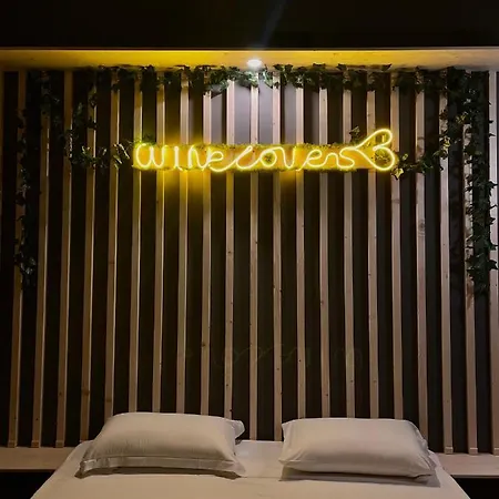 Wineexperience- Wine&jacuzzi *