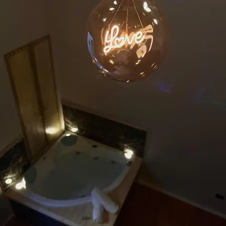 Wineexperience- Wine&jacuzzi Apartment Lecce