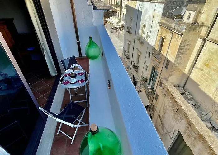 アパート Wineexperience- Wine&jacuzzi レッチェ